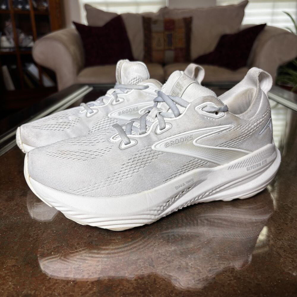 Brooks Glycerin GTS 22 Shoes Womens 9 White Road Running Athletic Gym Sneakers